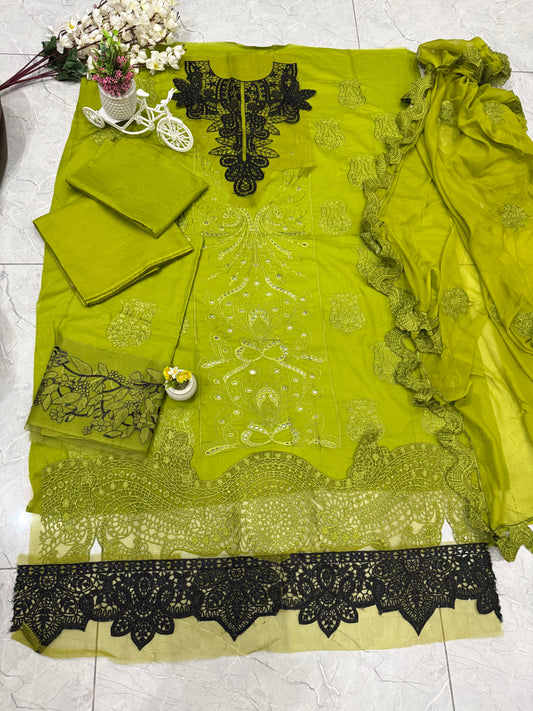 Luxury Lawn Embroidered Suit LW004