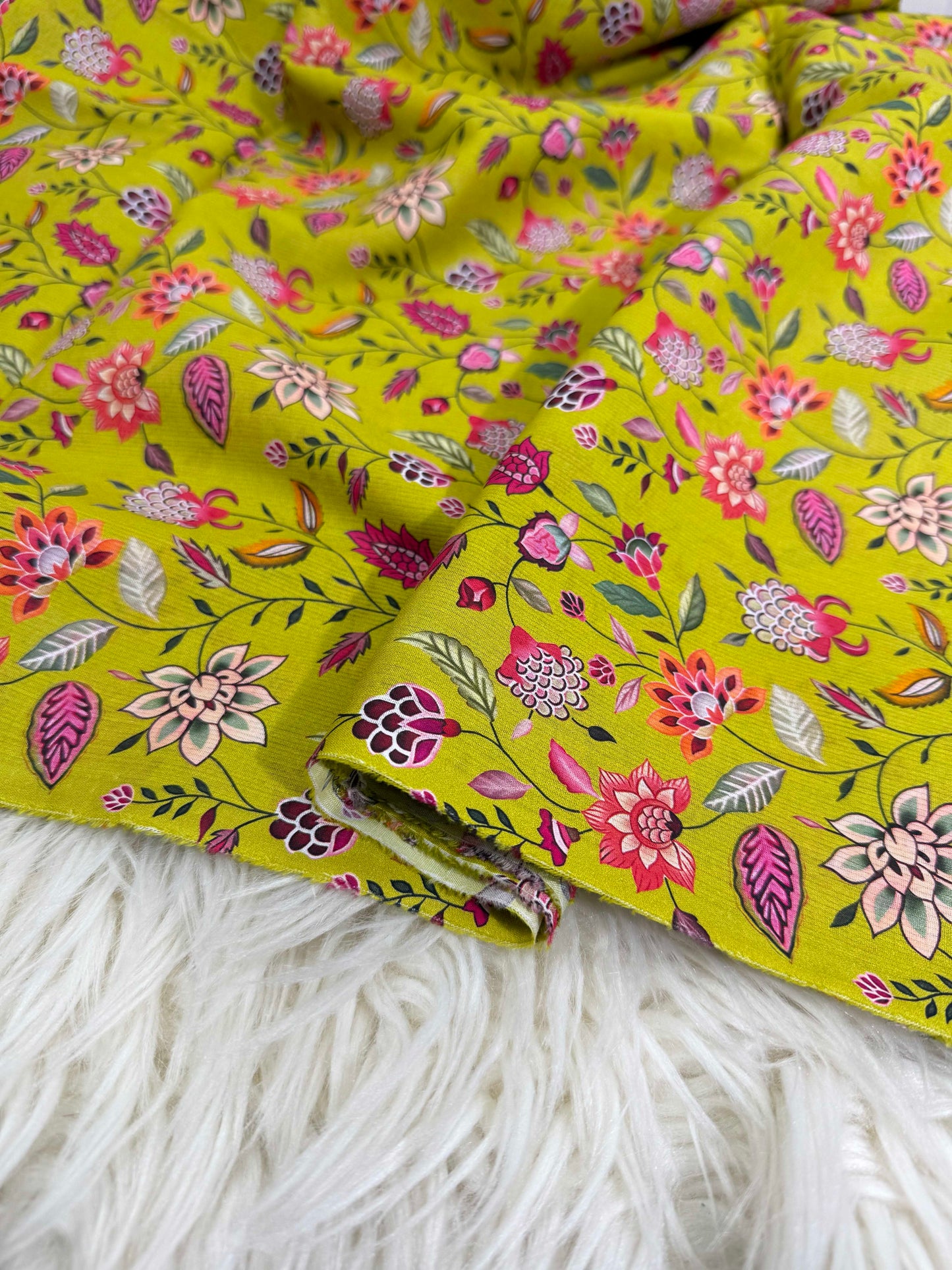 2Piece – Printed Lawn L2P103