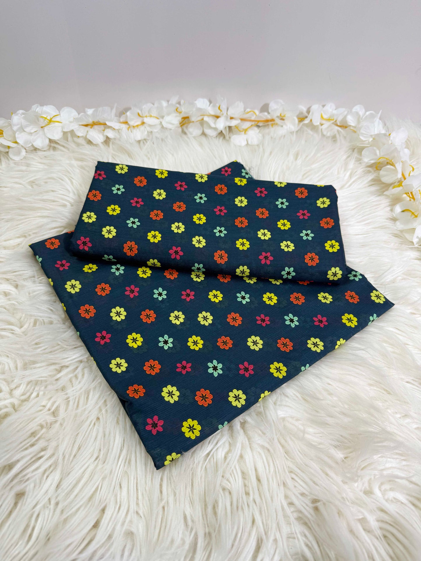 2Piece – Printed Lawn L2P104