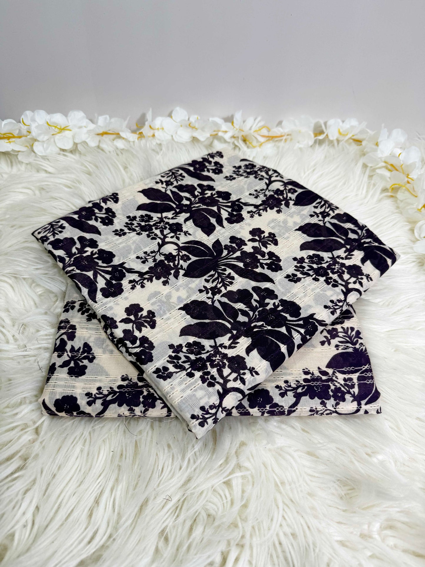 2Piece – Printed Lawn L2P111