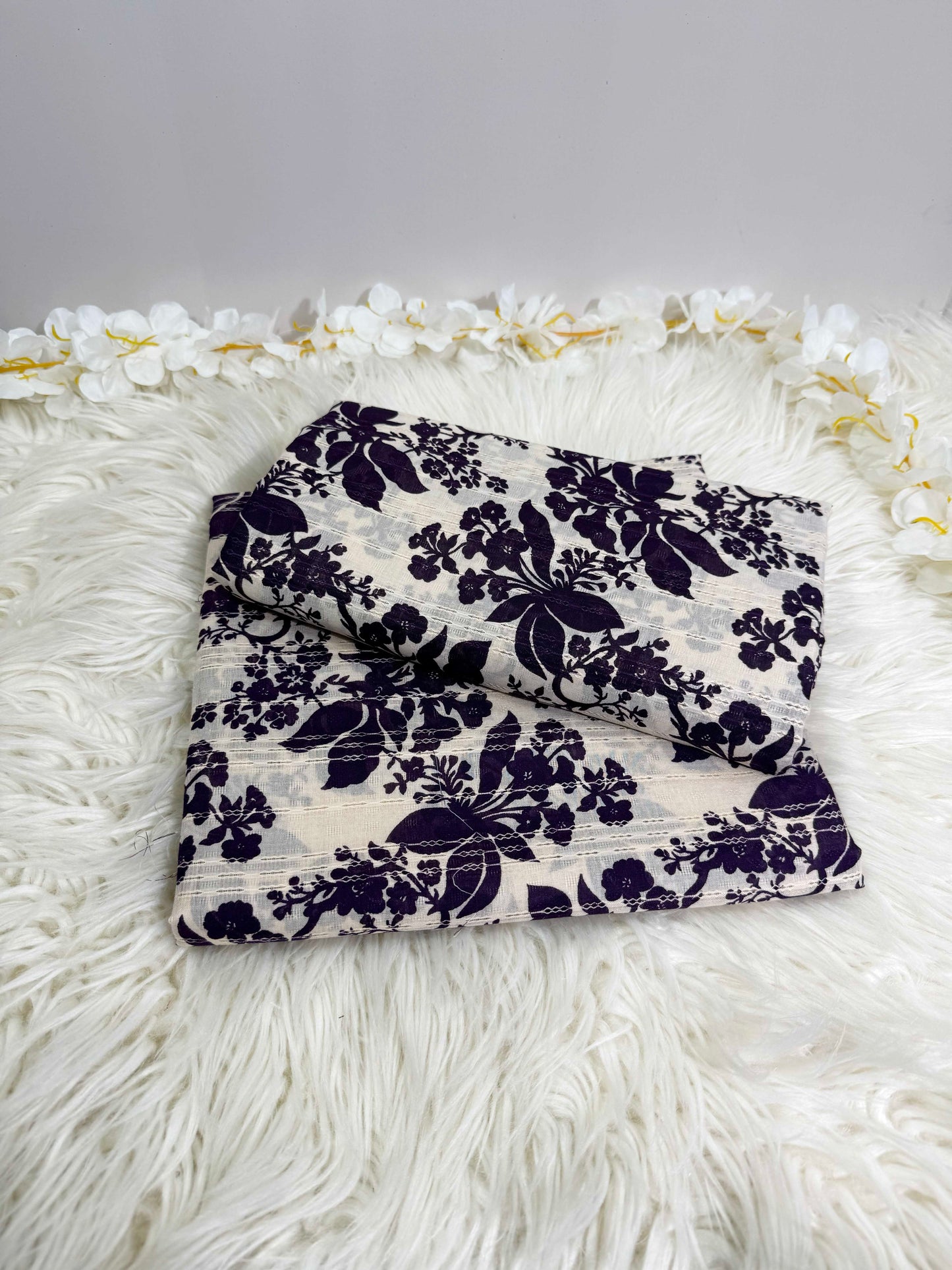 2Piece – Printed Lawn L2P111