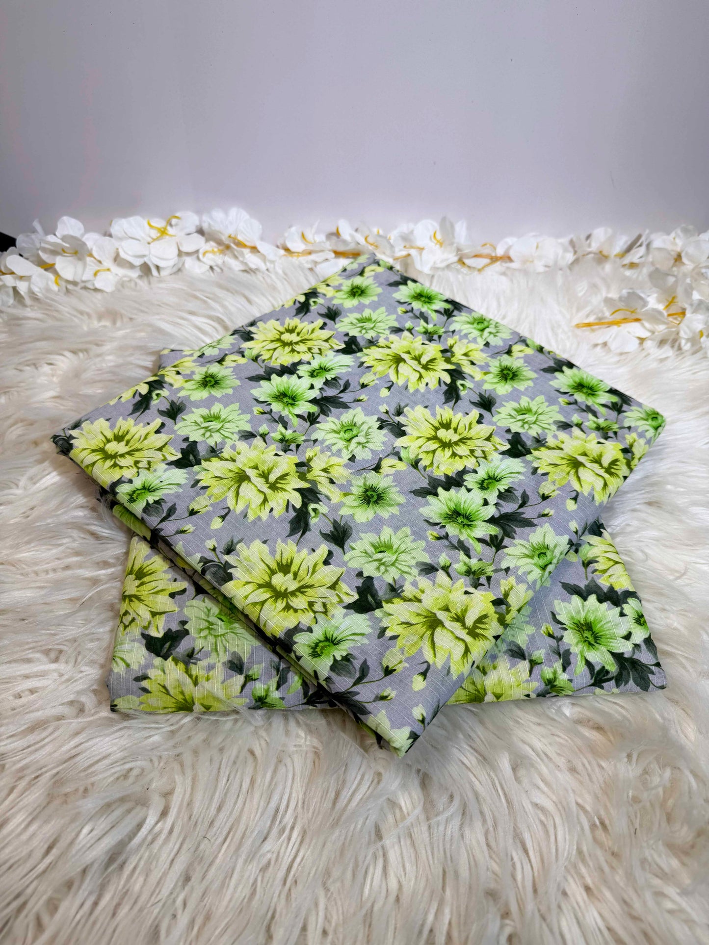 2Piece – Printed Lawn L2P121