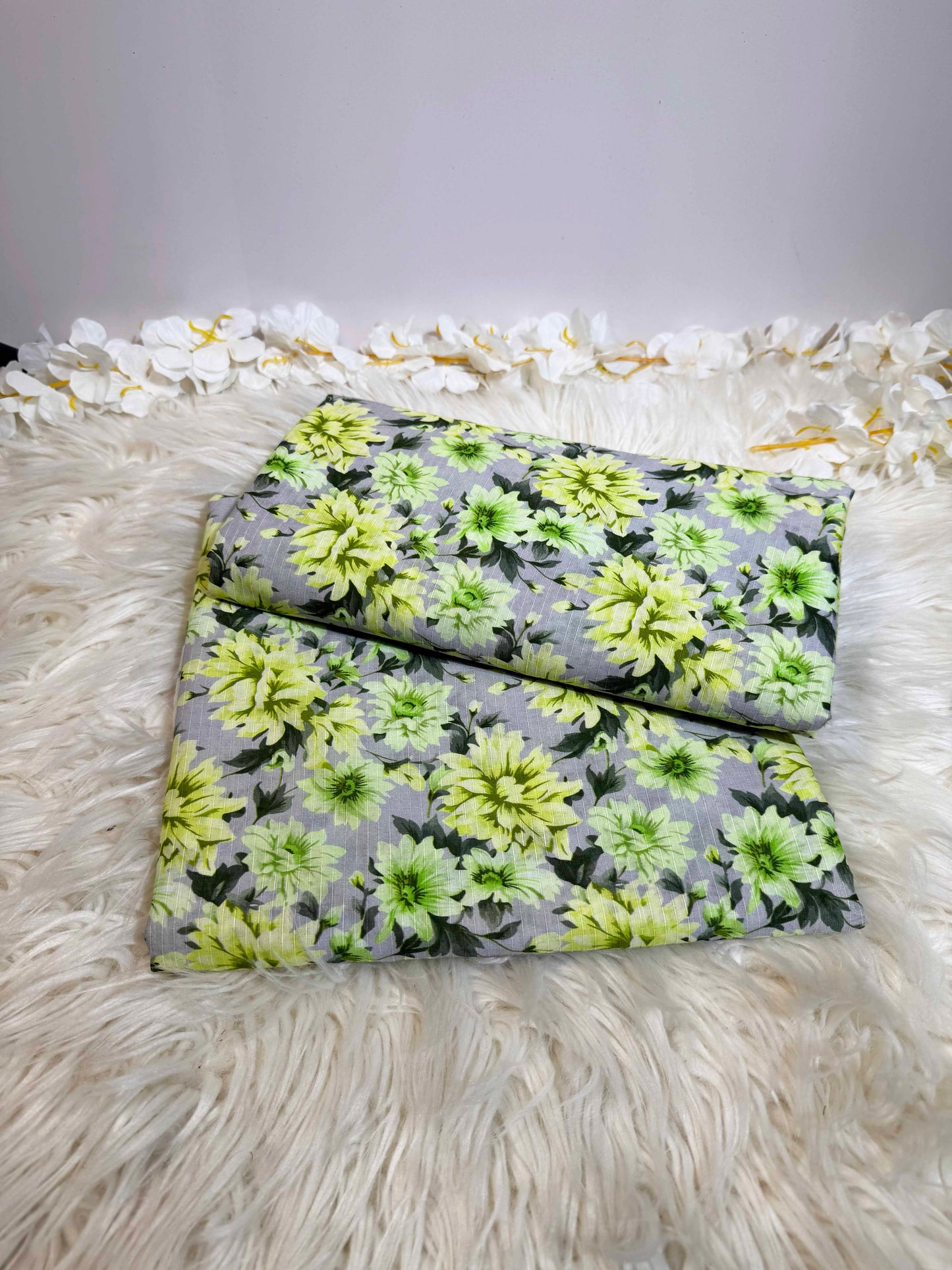 2Piece – Printed Lawn L2P121