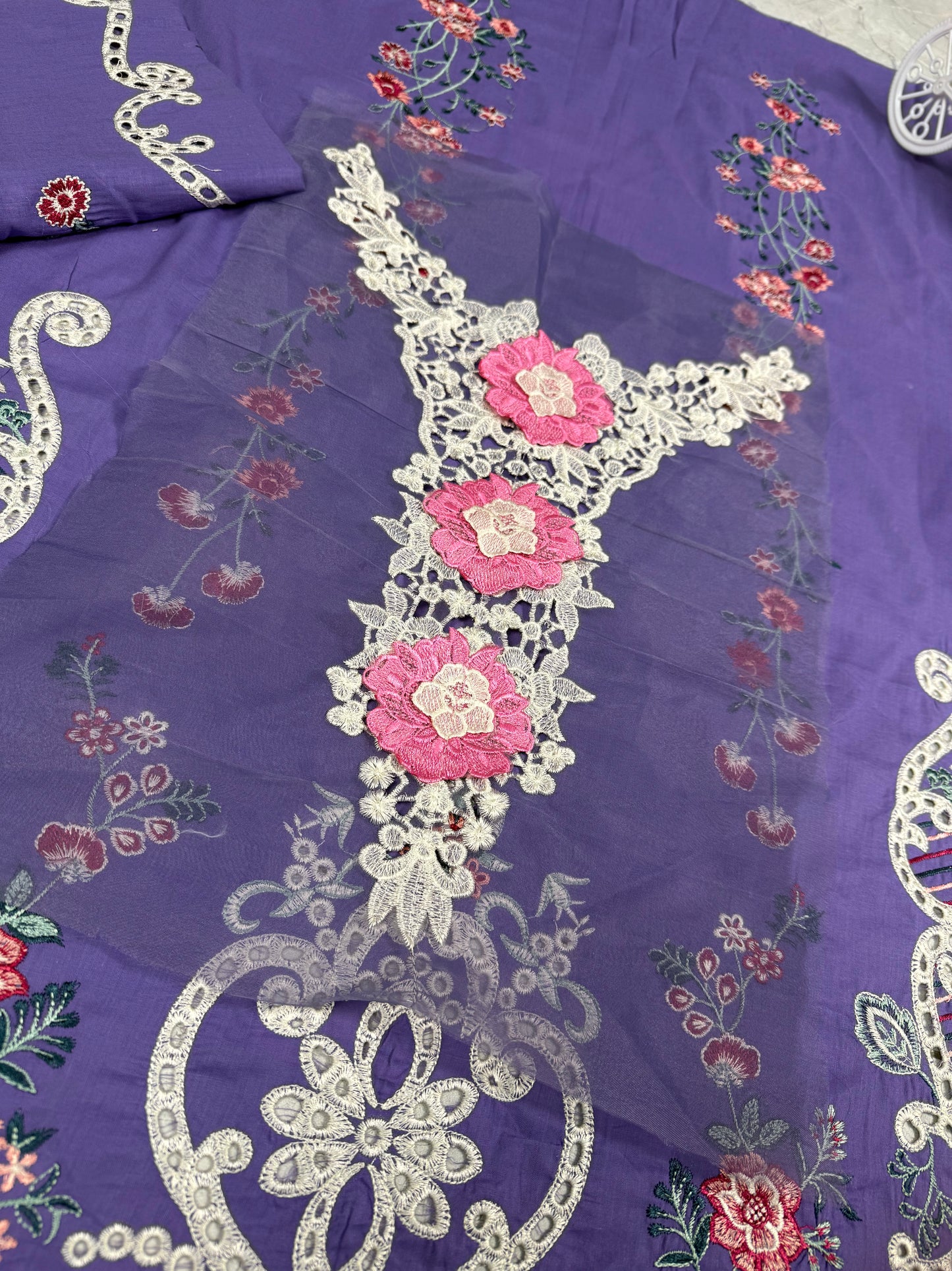 Luxury Lawn Embroidered Suit LW027