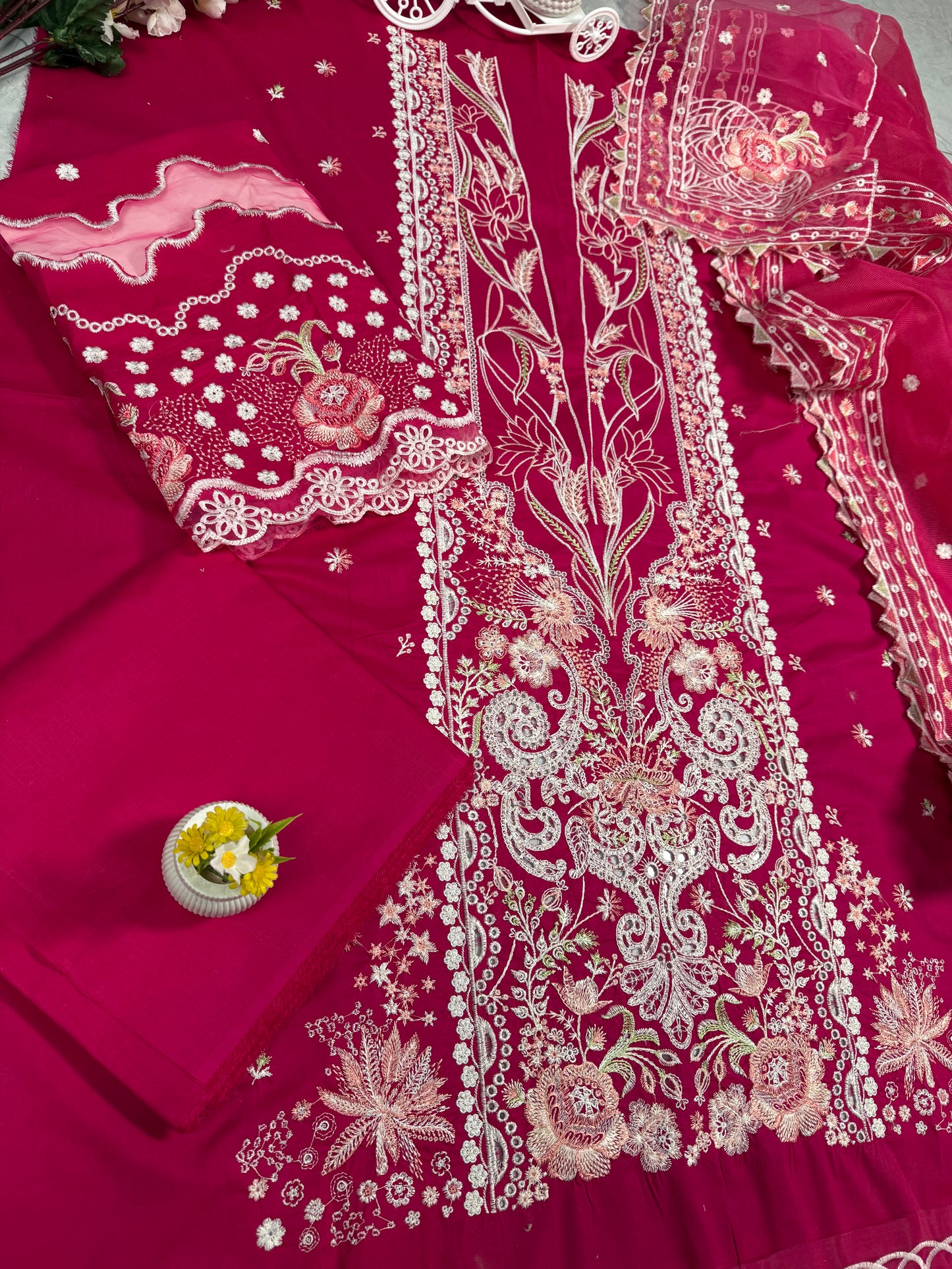 Luxury Lawn Embroidered Suit LW025